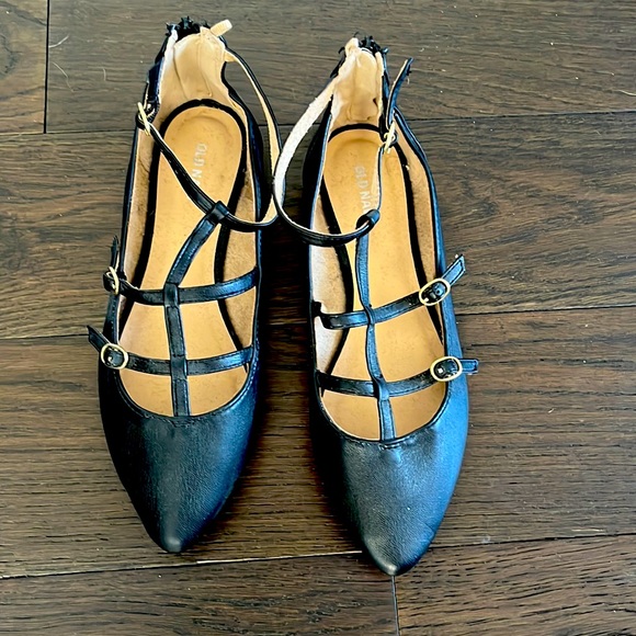 Old navy pointed toe black flats size 8 - Picture 1 of 3